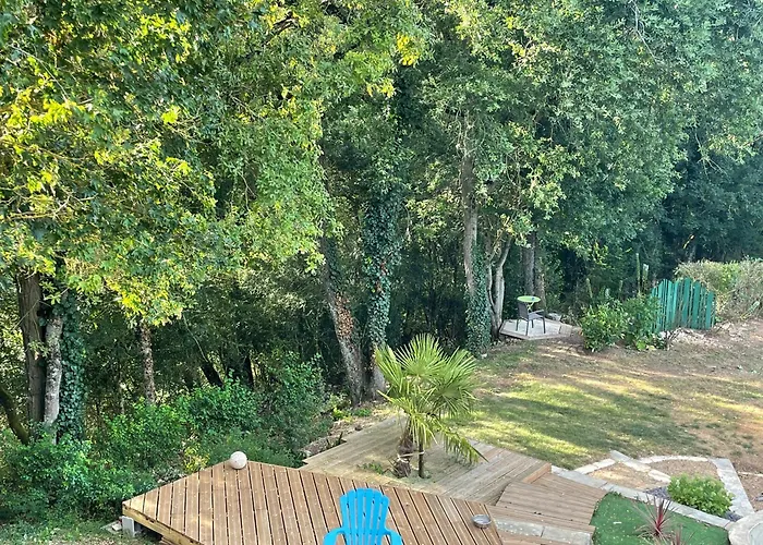 招待所 D'hote L'oree Des Buis 武耶